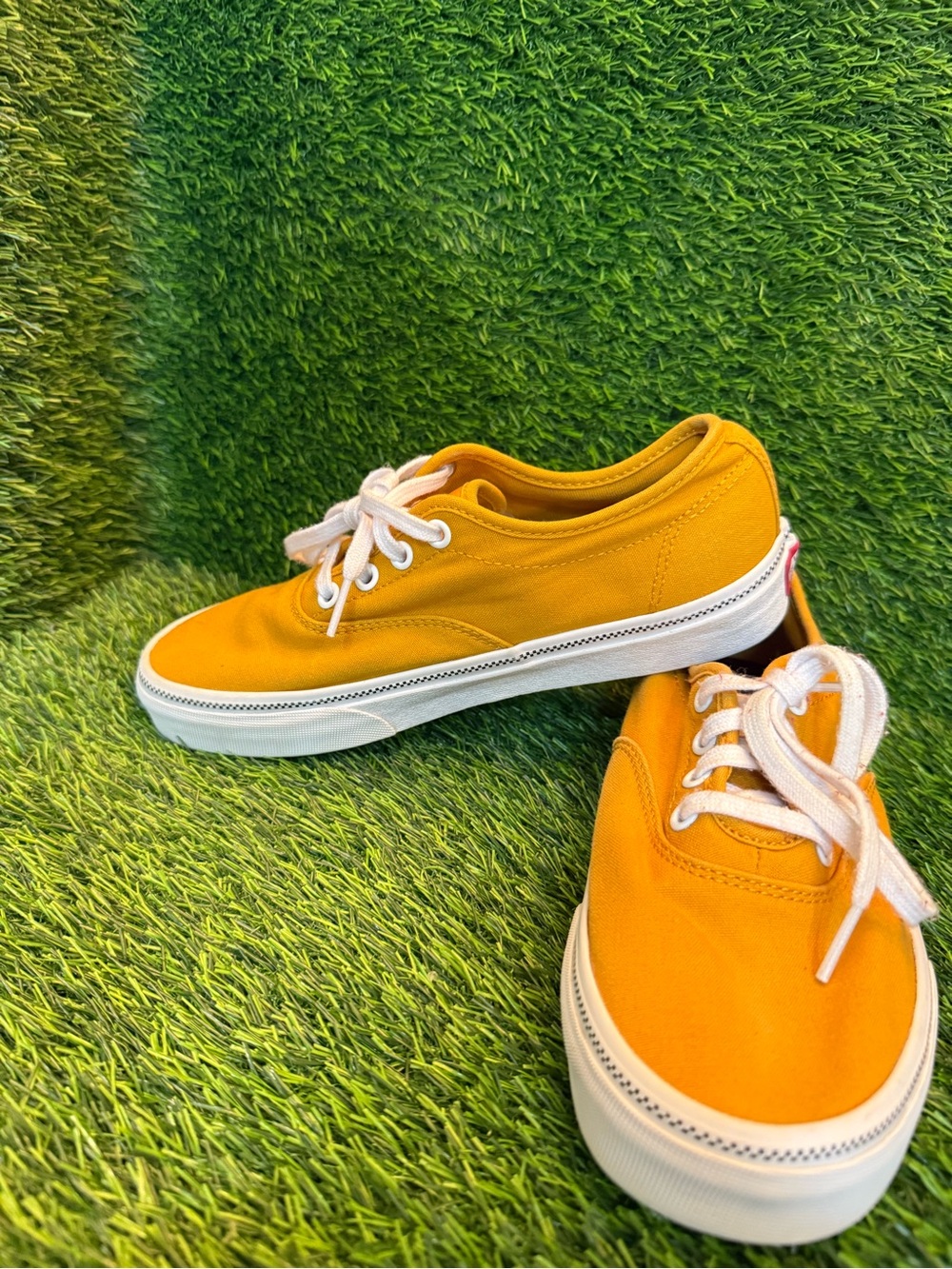 Vans Doheny Canvas Lace-Up Sneakers in Mustard Yellow women 7